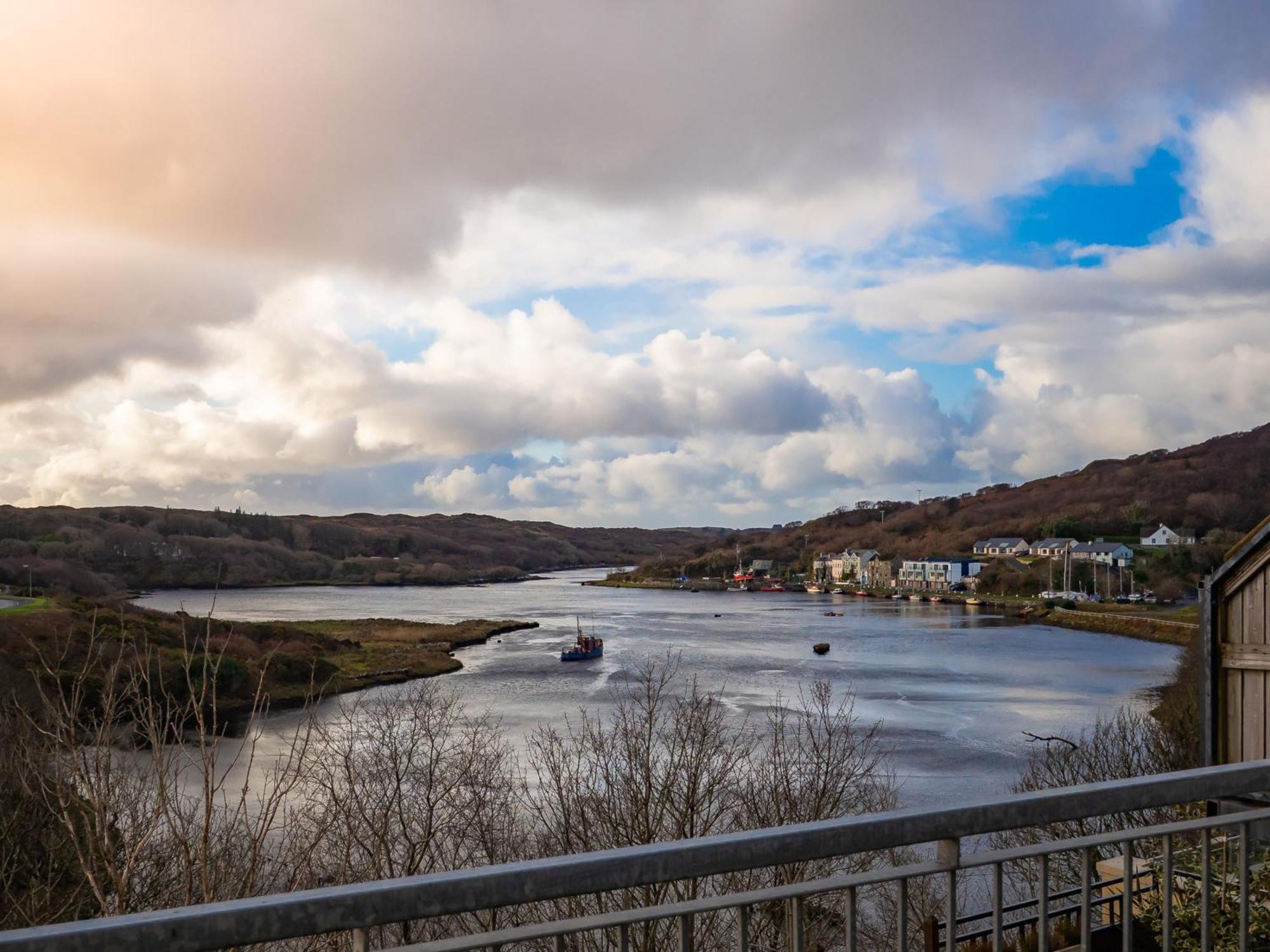 Cottage 360 - Clifden Bagian luar foto